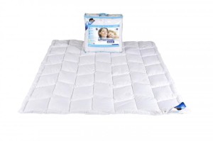 Poduszka 40x40 Amw Antybakteryjna Aegis 250g