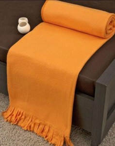 Koc polarowy z frędzlami 150x200 polar pomarańcz