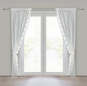FIRANA GOTOWA LETI NA TAŚMIE 140 X 270 CM BIAŁY